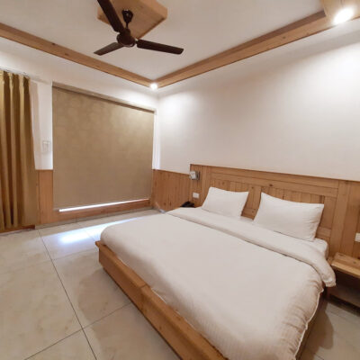 Rooms in Dharamkot